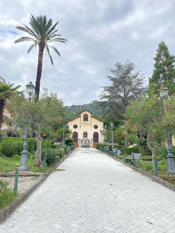 "The Gole Of Alcantara Living In The Dream'S Room" Graniti Dış mekan fotoğraf